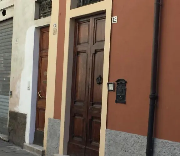 Platform1 ゲストハウス 4*